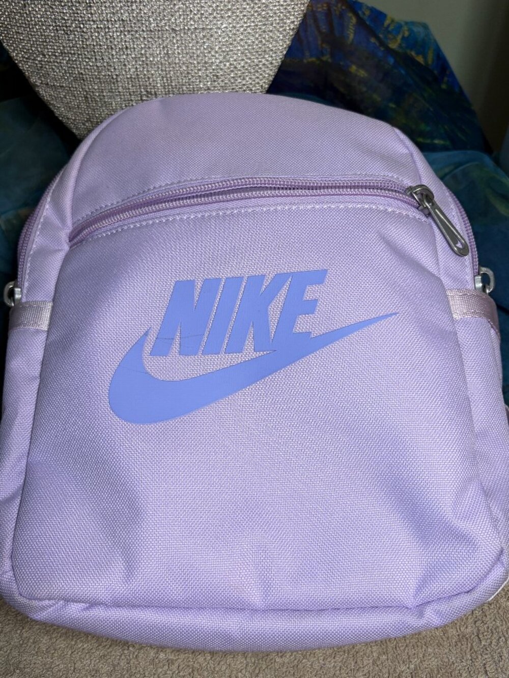 Nike Futura 365 Mini Backpack 6L: Doll & Light Thistle